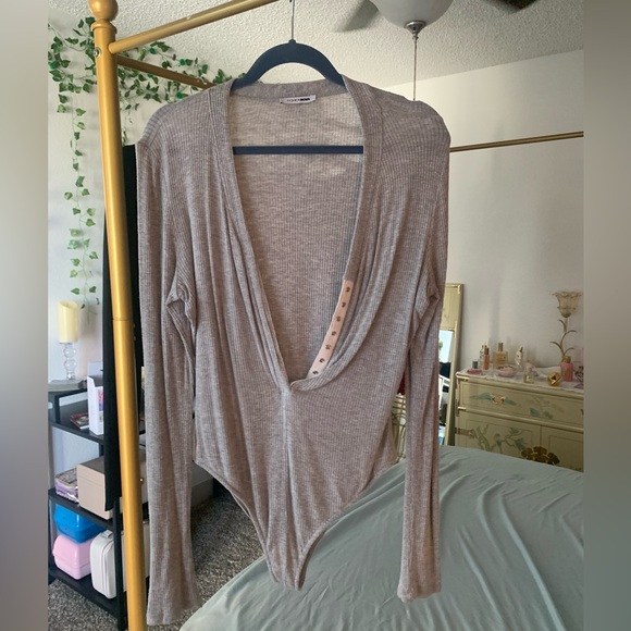 Grey button up bodysuit - Picture 1 of 4